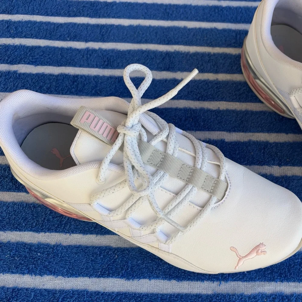 Puma Women’s Riaze Prowl SL Speckle Shoes 8.5
NWOT - Picture 8 of 8